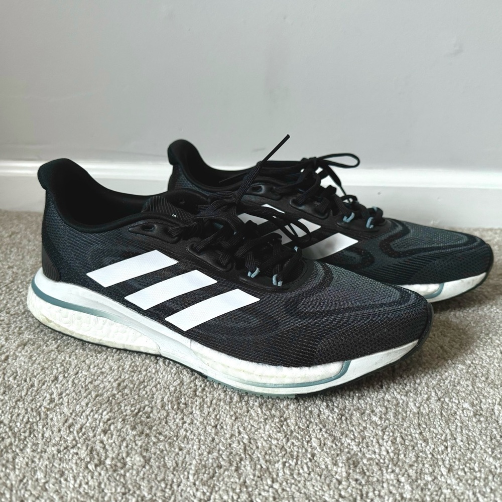 Adidas sneakers women’s size 8